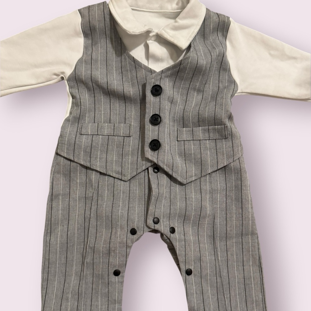 Baby Boy Pinstripe Romper Set Newsboy Hat Formal Outfit 3-6M - Picture 3 of 6